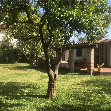 Villa Andrea Fondachello  Eksteriør bilde